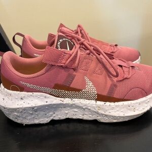 Nike running shoes women size 7.5